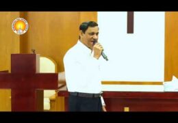 രക്ഷിക്കുന്ന ദൈവം